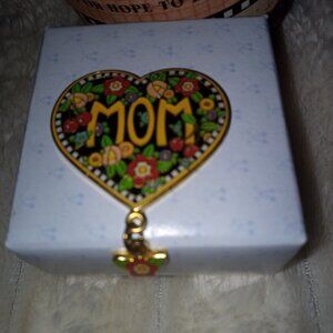New in gift box , Vintage (1999) Mary Engelbreit Heart Shaped 'Mom' Brooch